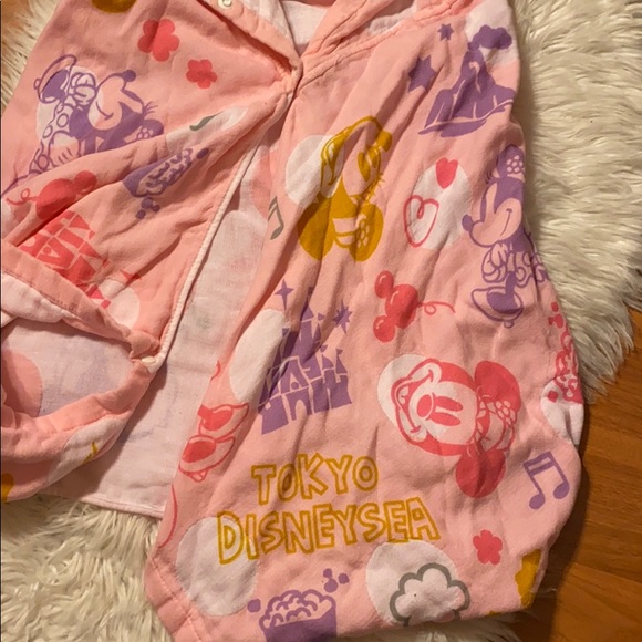 Tokyo Disney Cotton Poncho - Picture 5 of 8